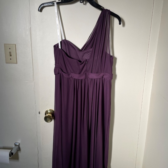 Plum purple bridesmaid dress. Maternity. - Picture 3 of 3